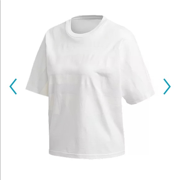 White cropped adidas shirt size XL - Picture 3 of 10